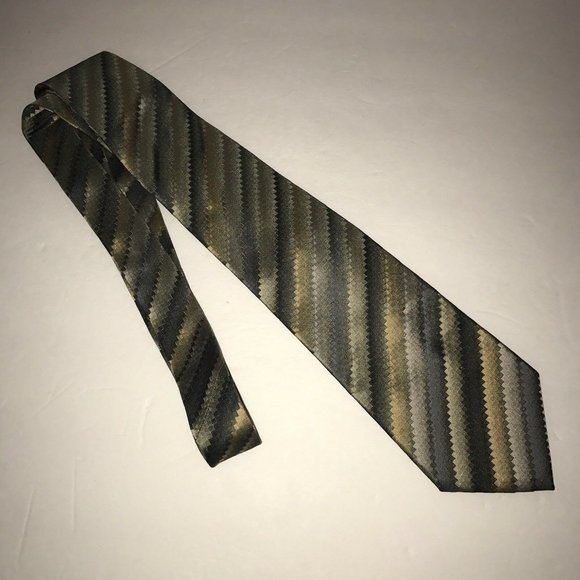 Van Heusen Mens Neck Tie Silk Handmade Metallic Gold Silver Geometric Stripe - Picture 1 of 5